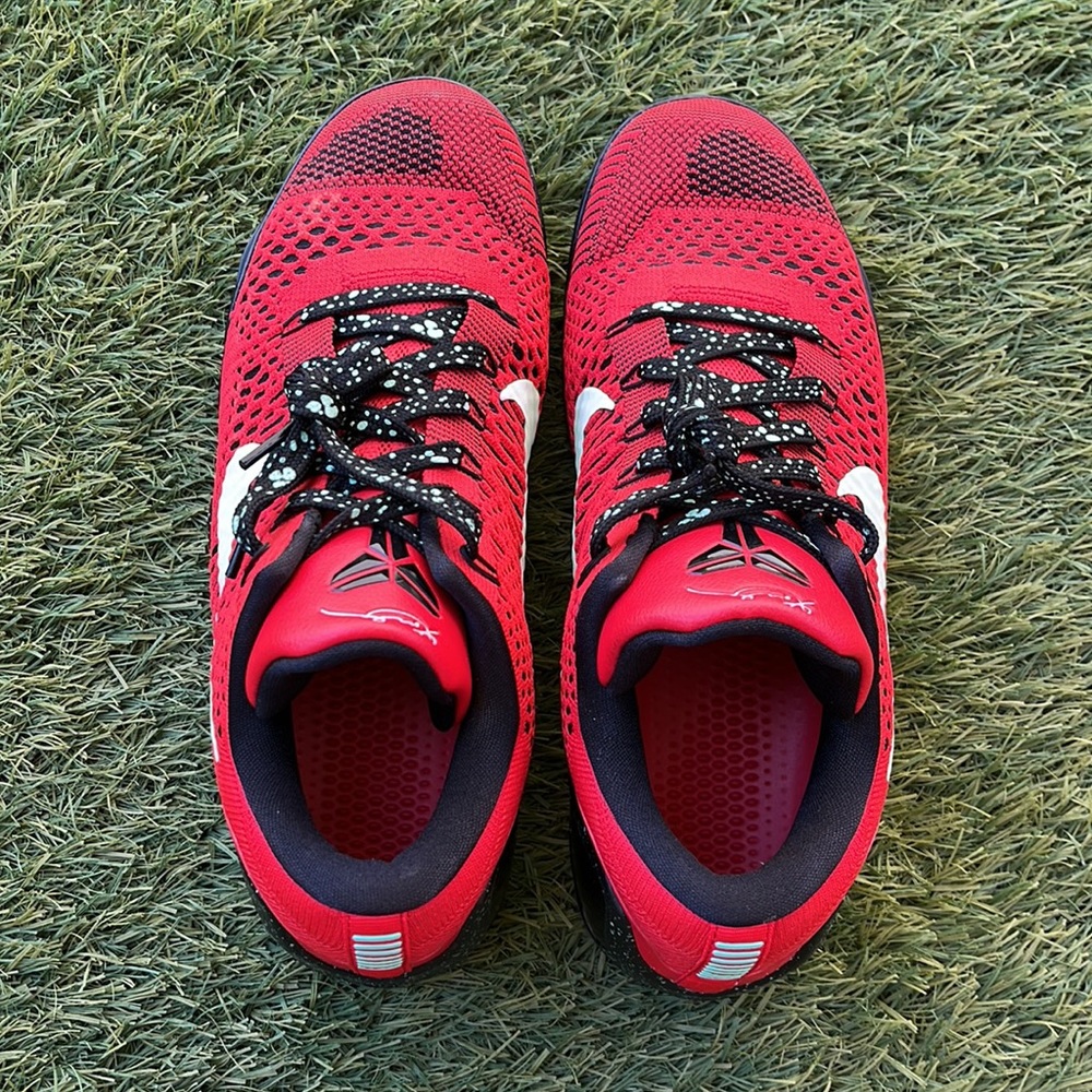 Nike Kobe 9 Elite Low - Picture 4 of 5